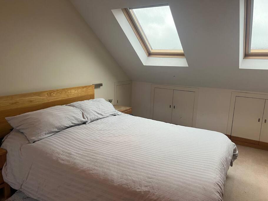 Four Bedroom Modern Victorian Wandsworth House Londres Exterior foto